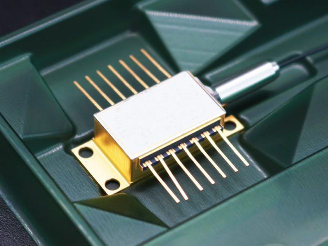 1310nm 15mW PM SLD Laser Diode