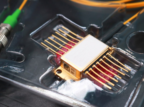 1400nm 15mW PM SLD Laser Diode